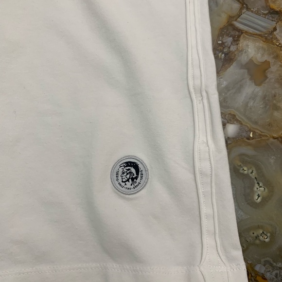 Diésel - Picture 3 of 5